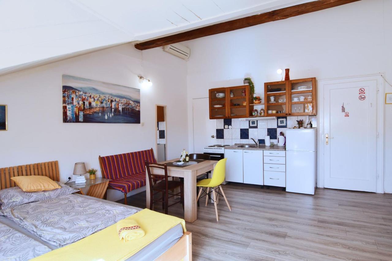 Rosi Apartment Сплит Екстериор снимка